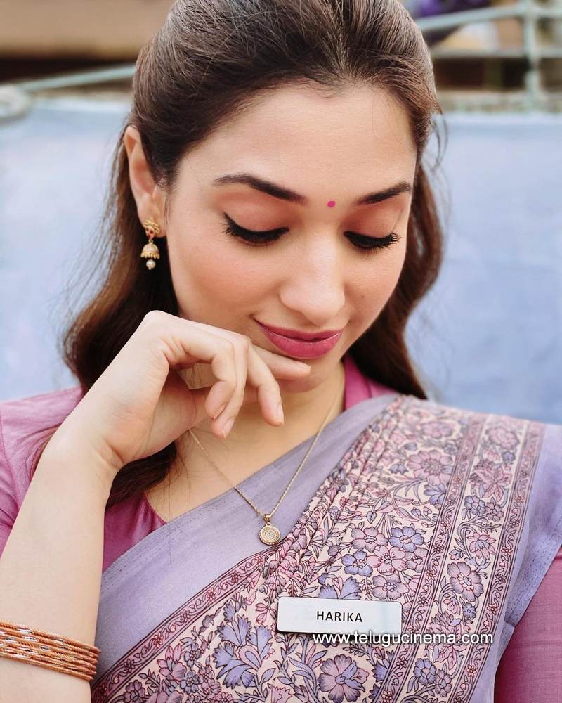 thamanna stills 02022100001
