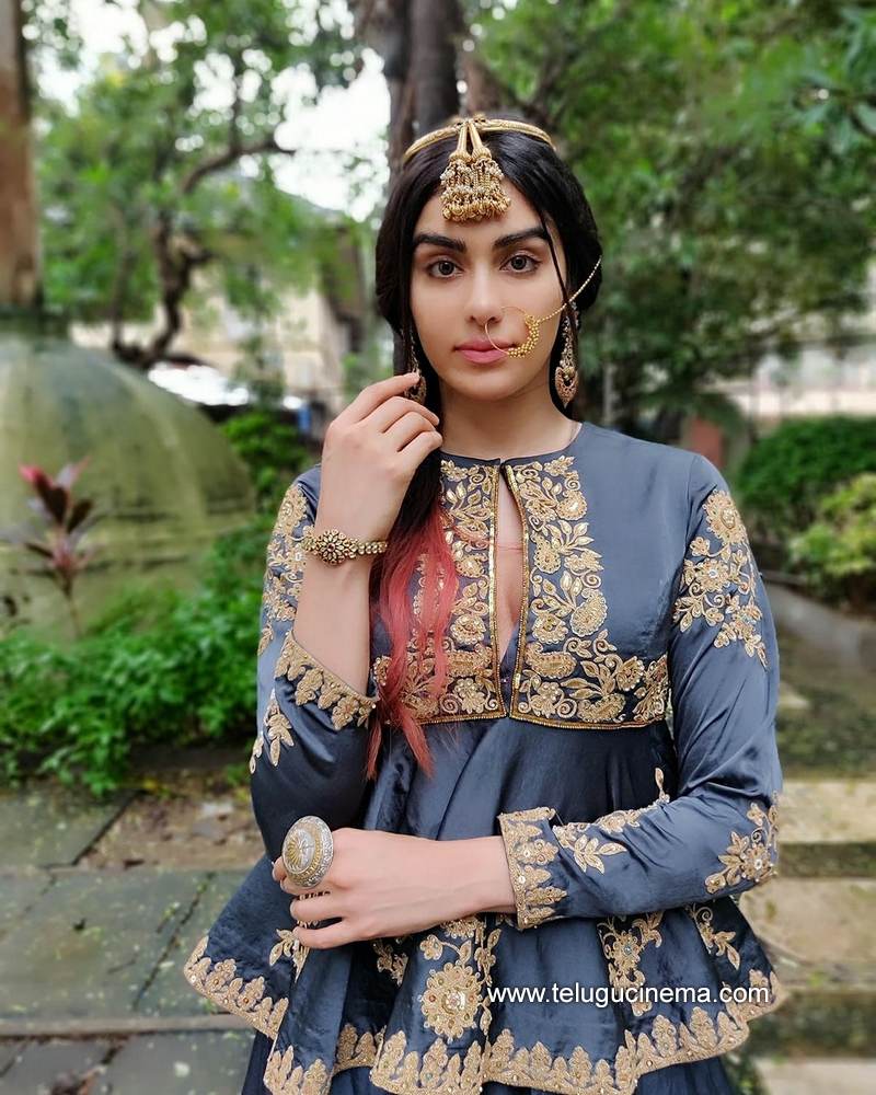 Adah Sharma dresses up | Telugu Cinema