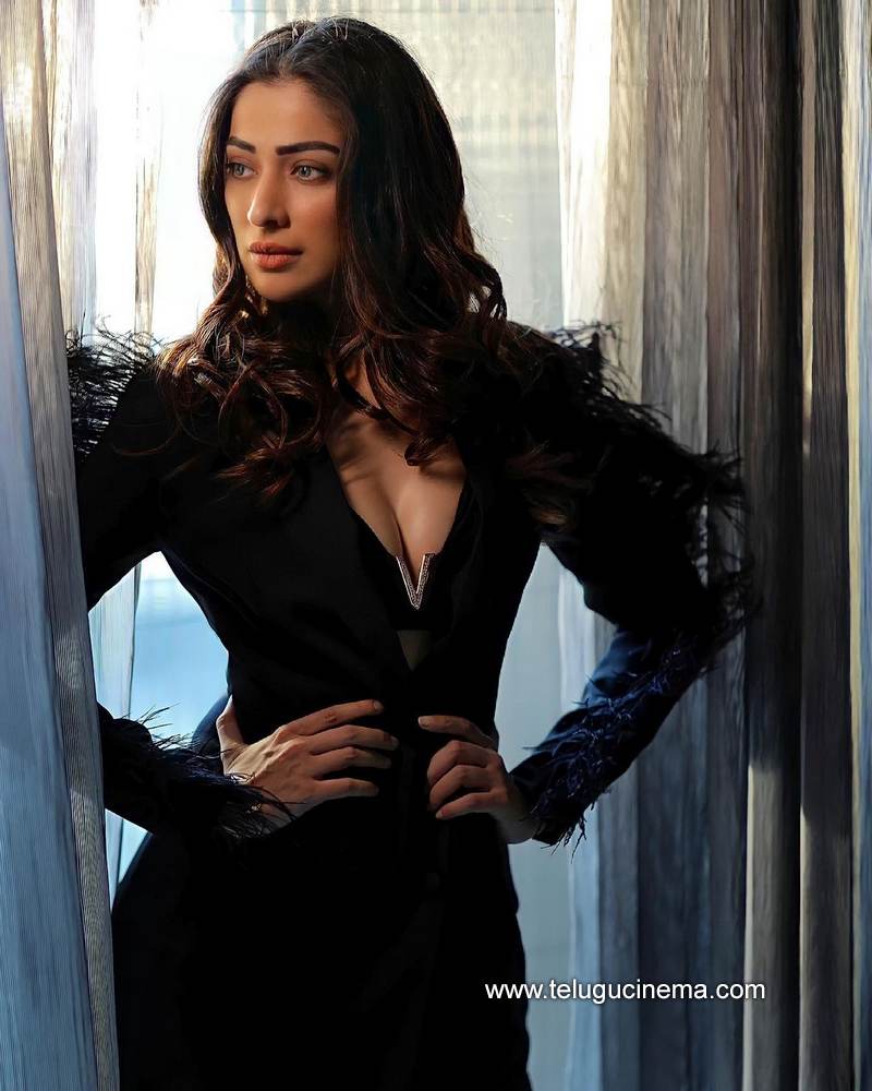 Raai laxmi in a black dress | Telugu Cinema