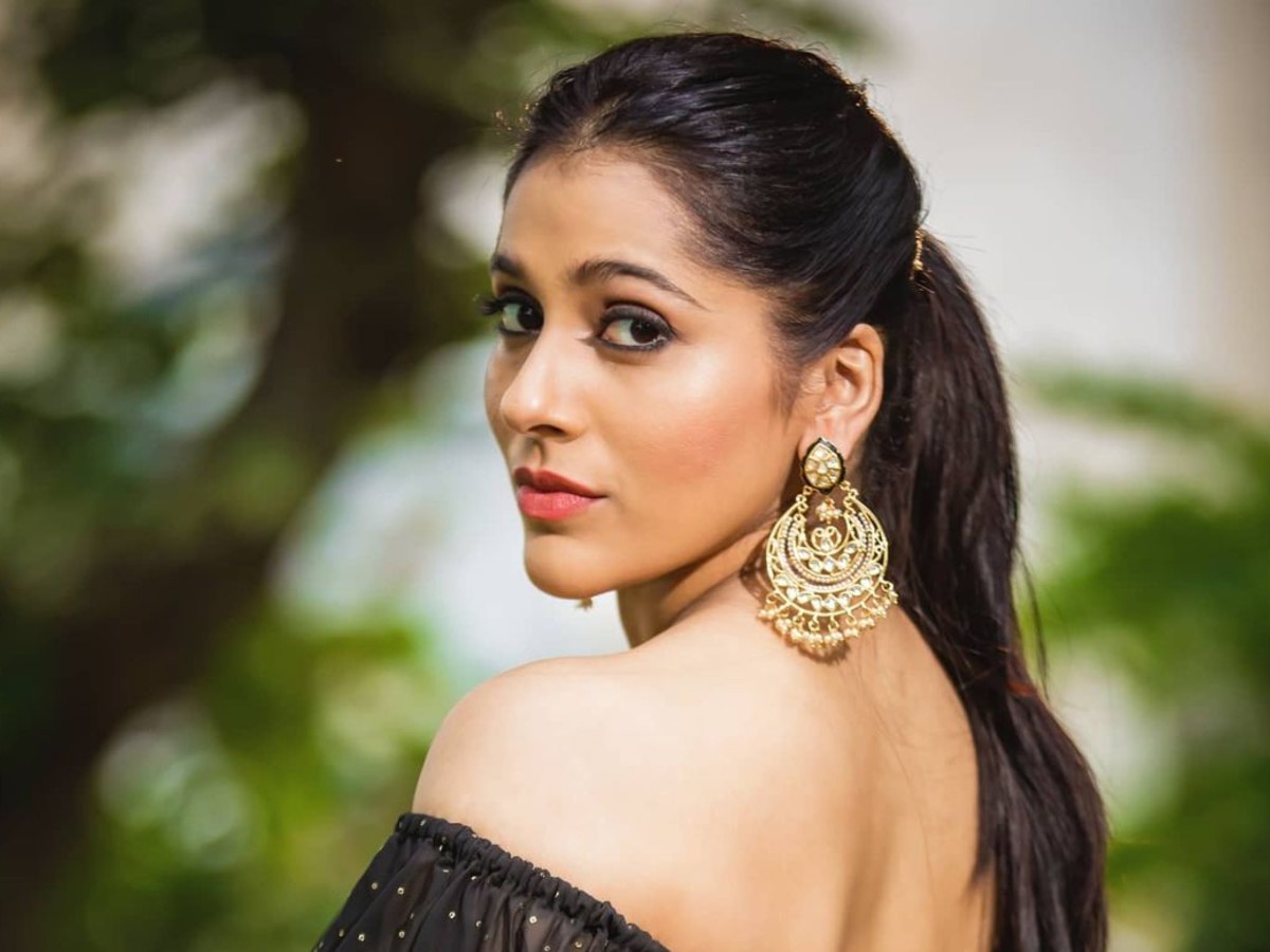 Reshmi earrings sale