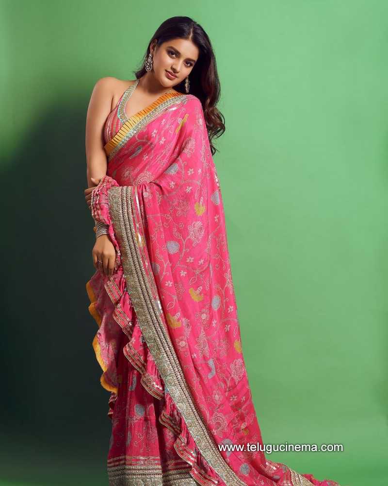 Nidhhi in Saree - More pictures | Page 4 | Telugu Cinema