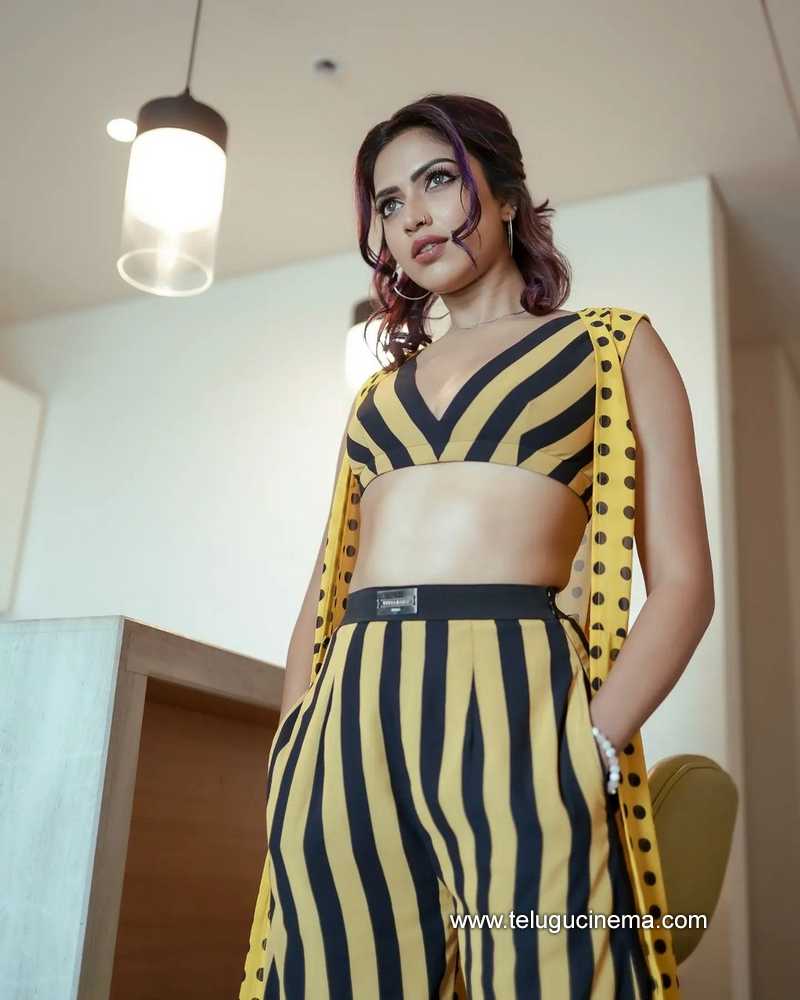 amalapaul stills 130122 005