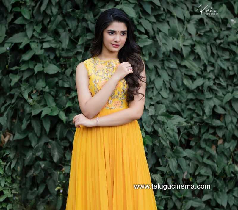 krithishetty stills 130122 004