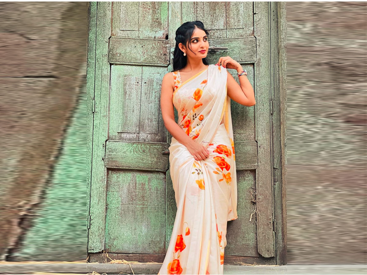 5 Saree & Blouse Styles For Women