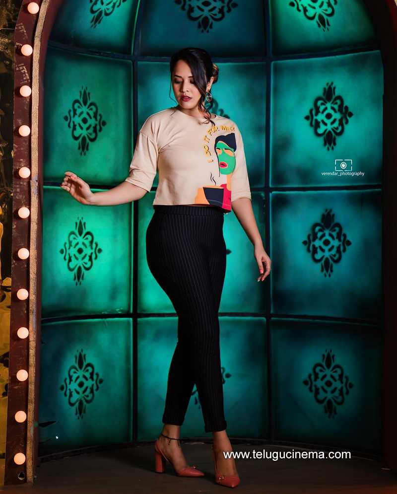 anasuya stills 210422 007