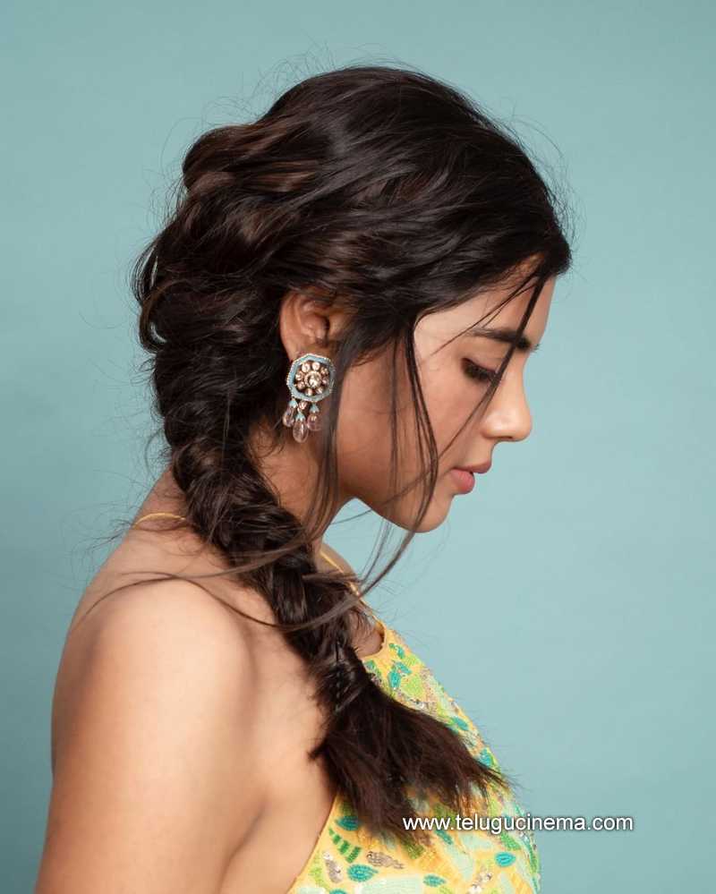 kalyanipriyadarshin stills 220522 005