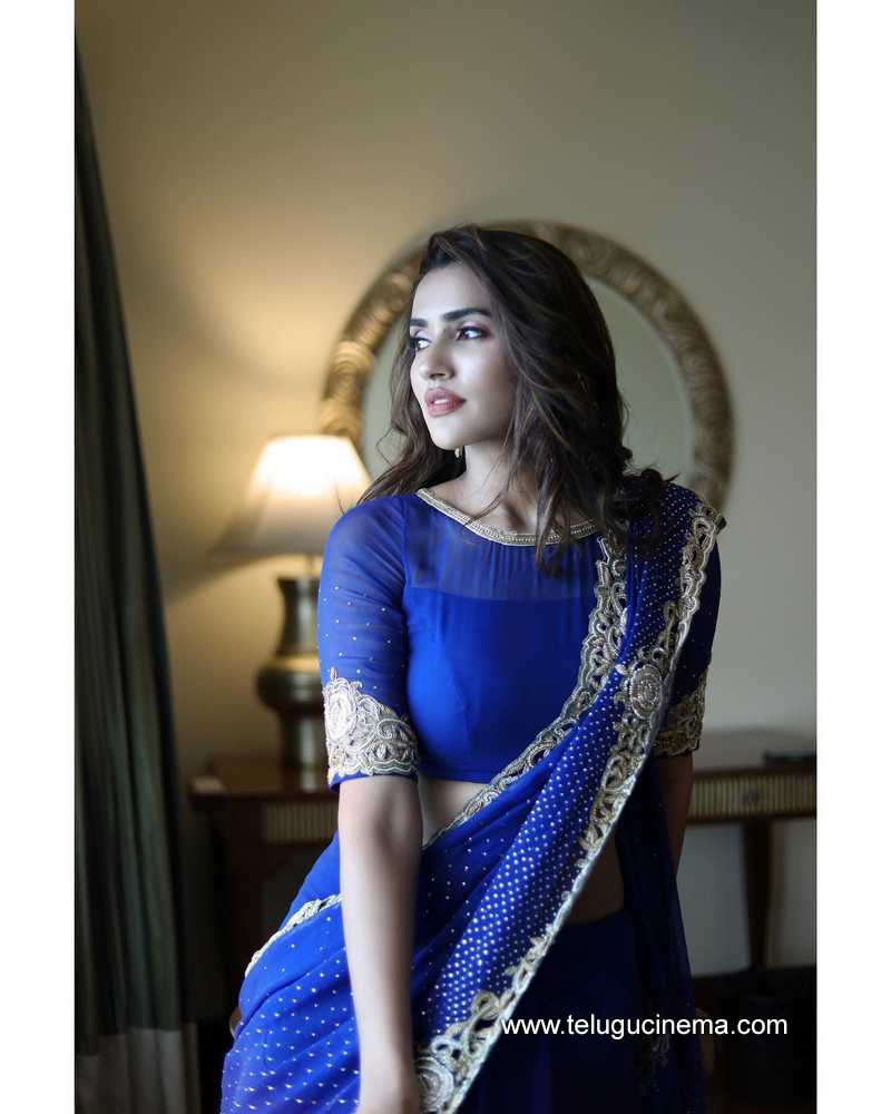 Athulya #Ravi pretty in Blue Saree | Indian beauty saree, Indian actress  photos, Blouse design models
