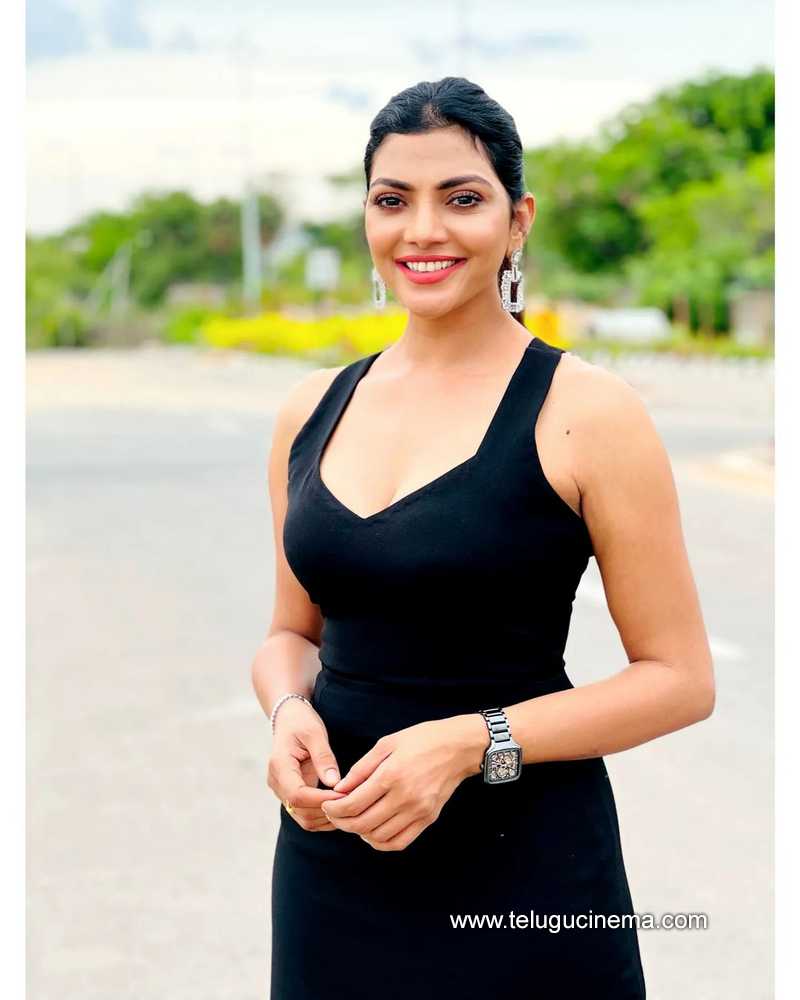 Lahari in Black Outfit | Telugu Cinema