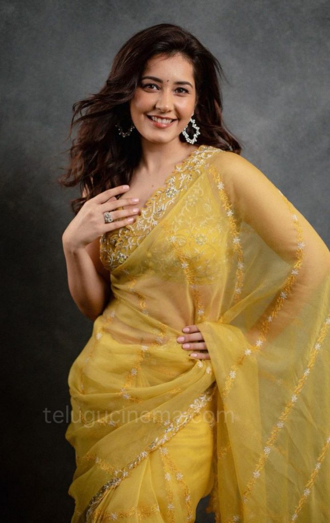 PICS: Raashi Khanna is a ray of sunshine in a yellow saree that shows off  her fit body