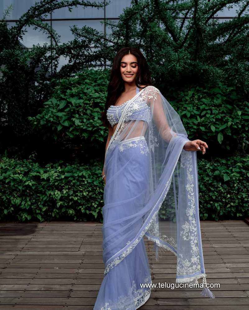 divyansha stills 020822 001
