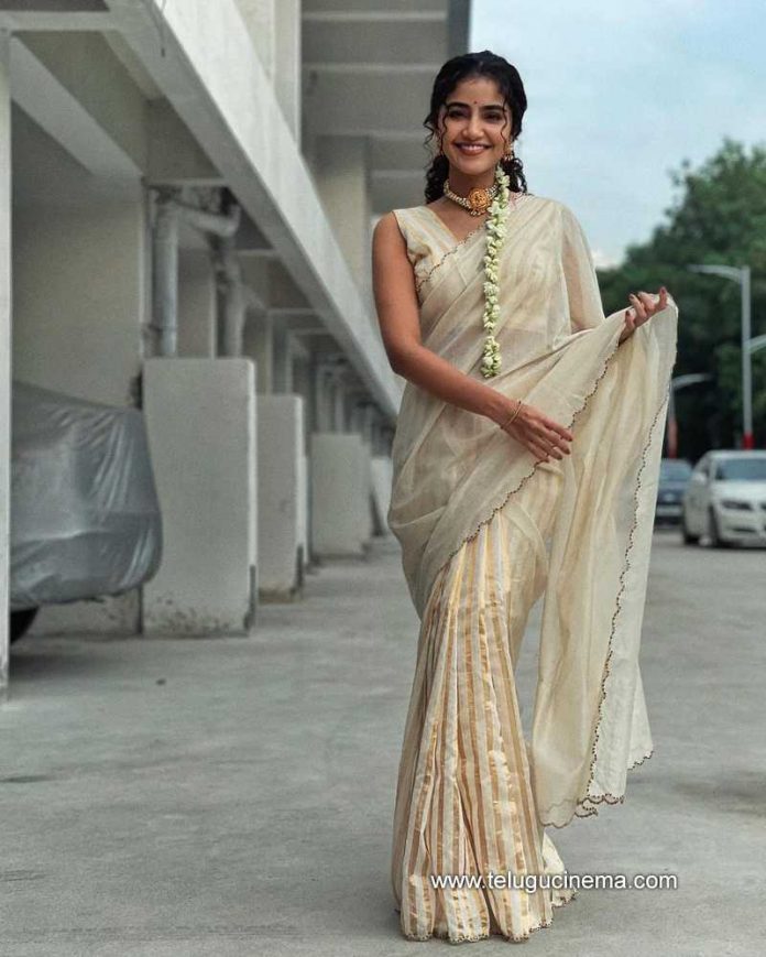 Anupama Parameswaran S Onam 2022 Pose Page 2 Telugu Cinema