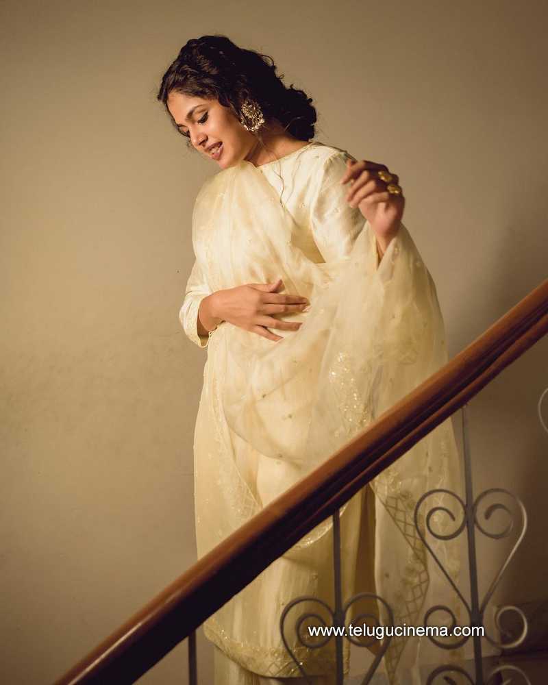 faria stills 20 10 22 002