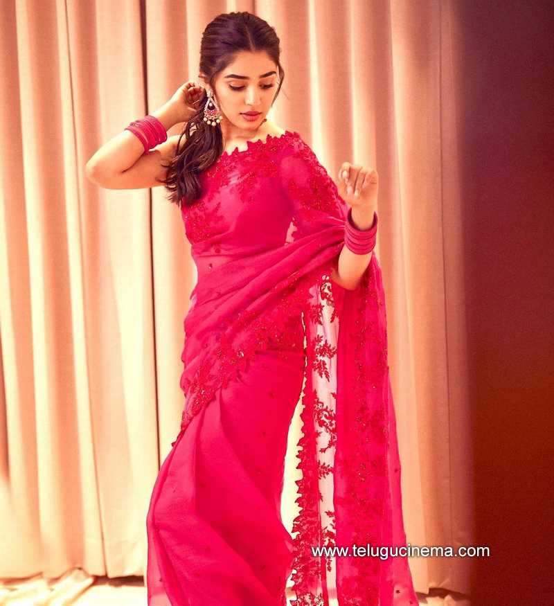 kritishetty stills 10 10 22 002