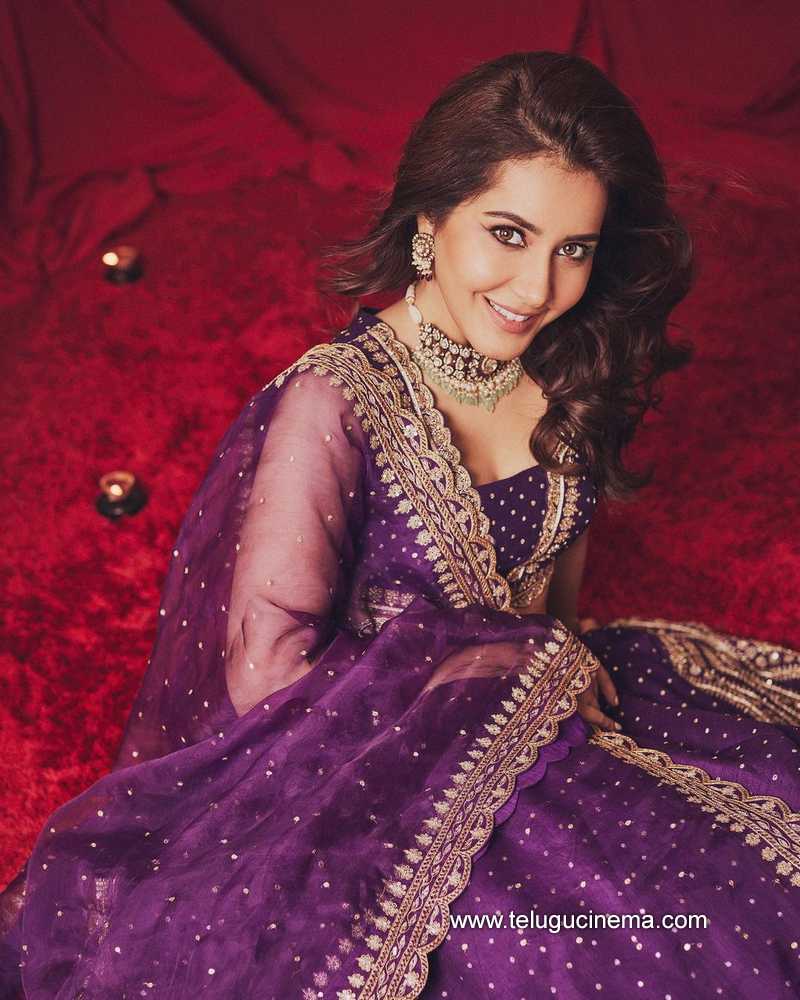 raashikhanna stills 24 10 22 002