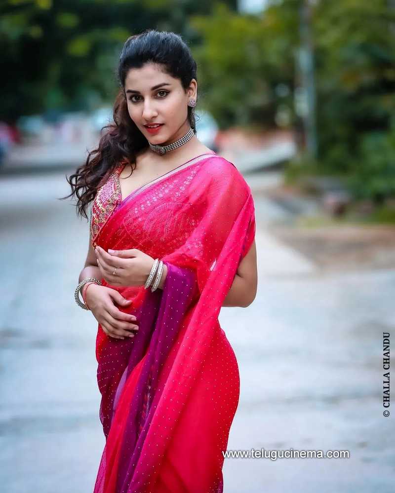 vishnupriya stills 041022 004