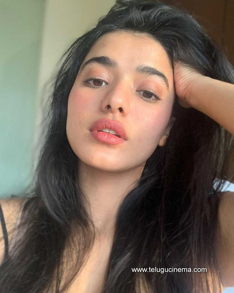 ketikasharma stills 18 11 22 003