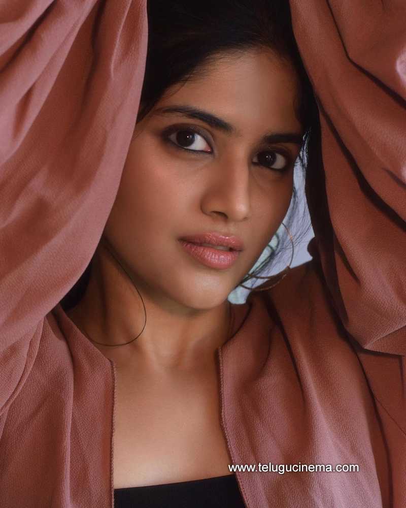 meghaaksh stills 09 11 22 002