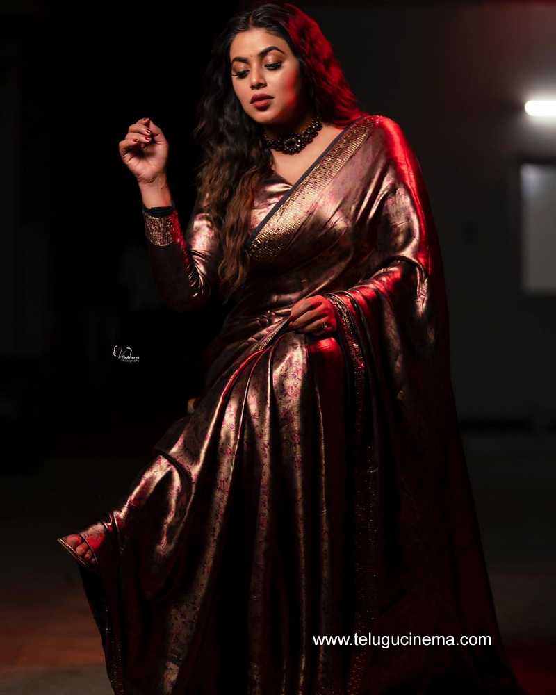 poorna stills 17 11 22 006