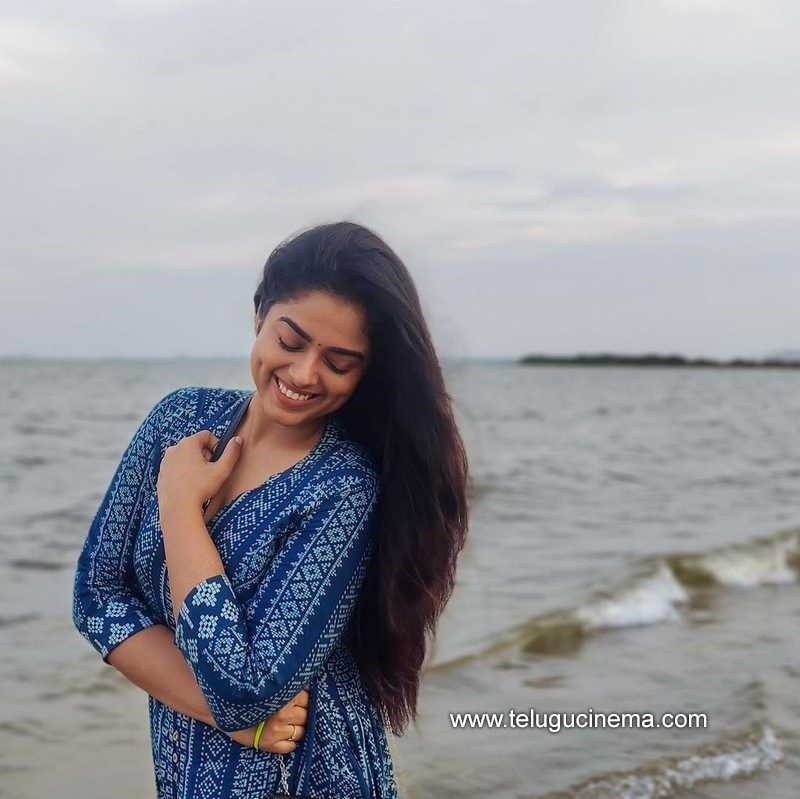 siddhiidani stills 15 11 22 003