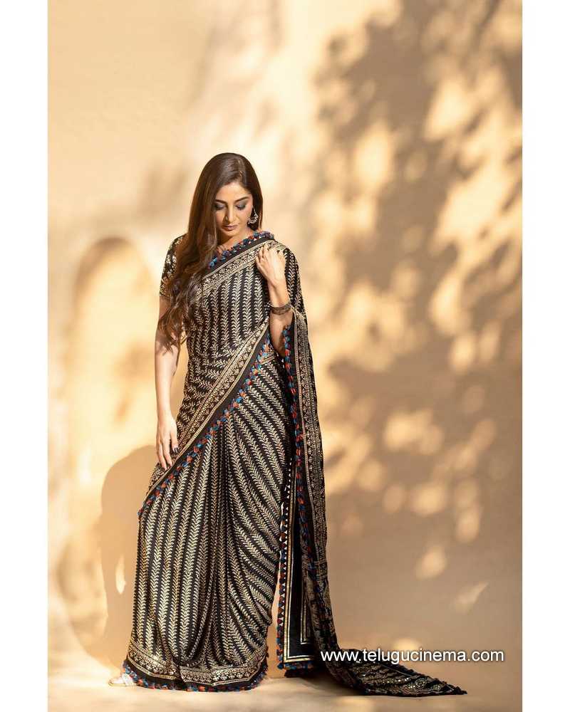 tabu stills 10 11 22 002