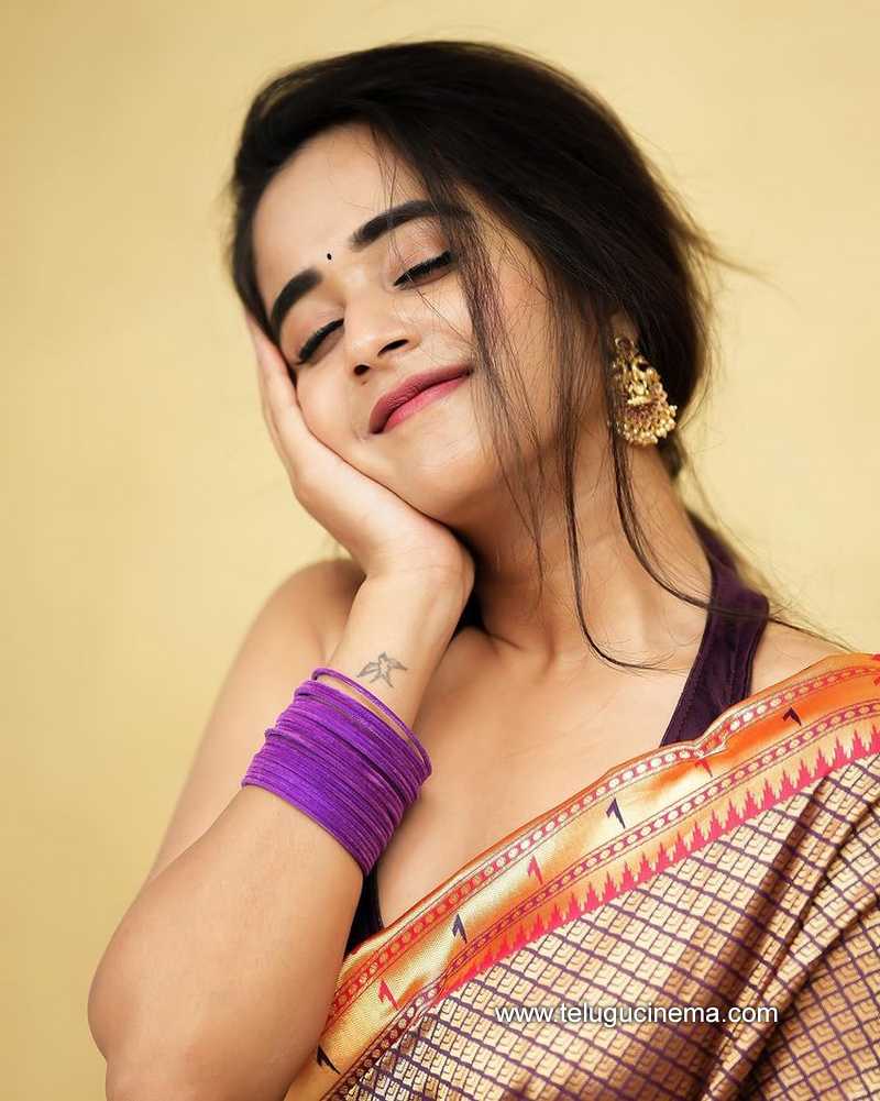 deepthisunaina stills 03 12 22 008