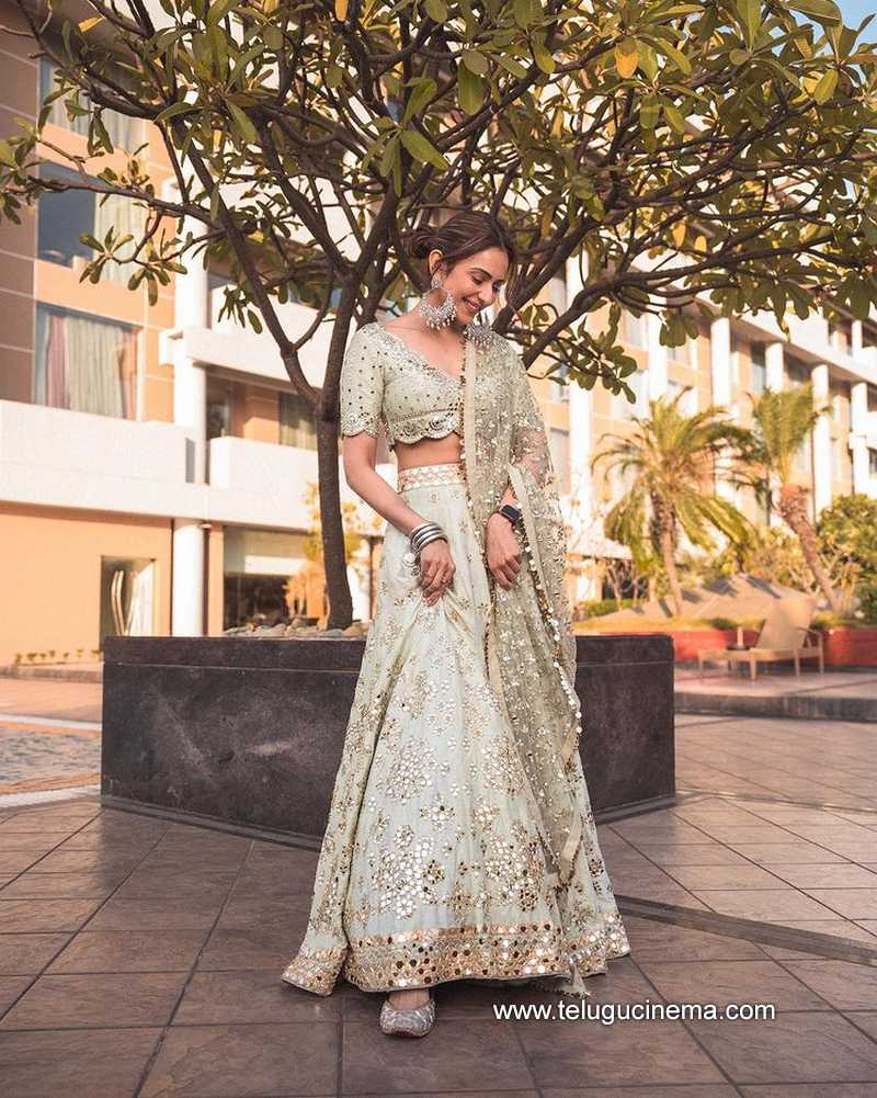 rakul stills 17 12 22 005