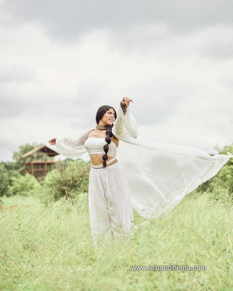 faria stills 030123 005