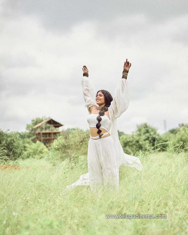 faria stills 030123 006
