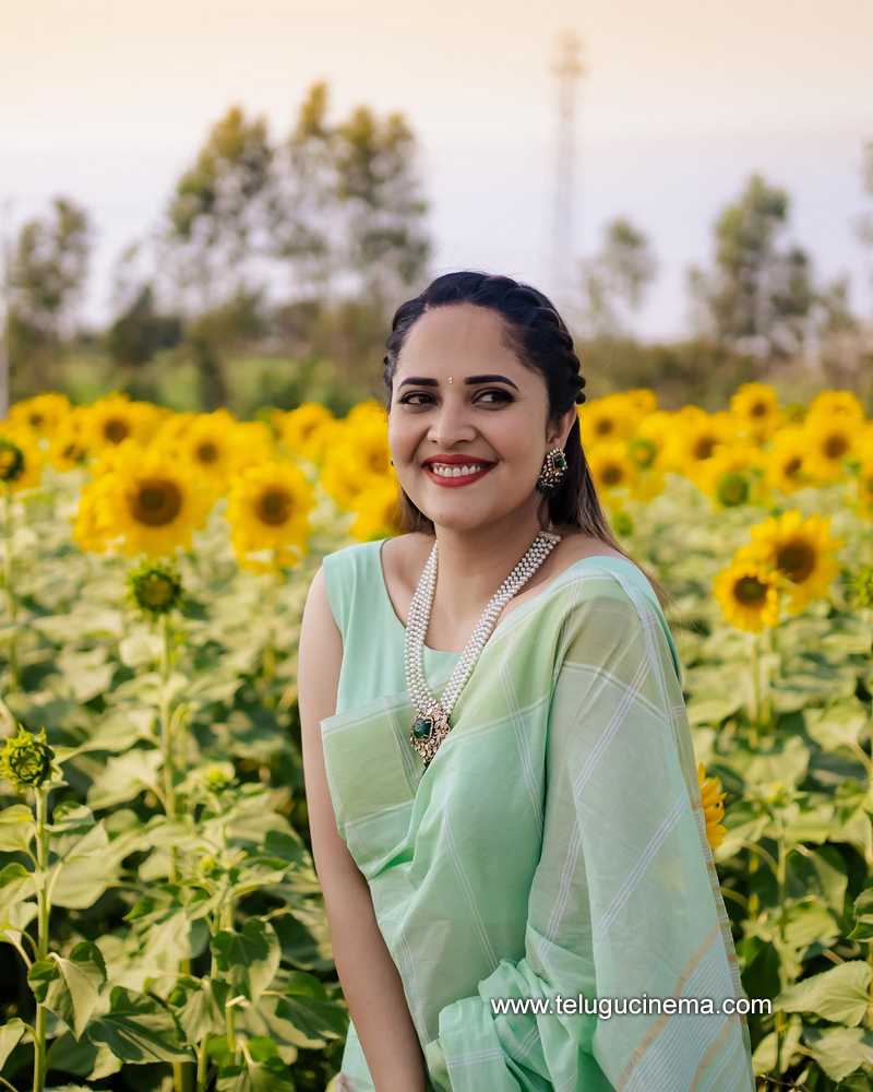 anasuya stills 070223 007