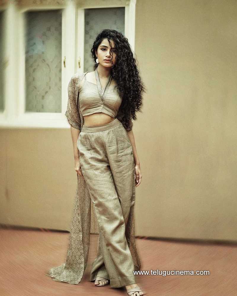 anupama stills 060223 007