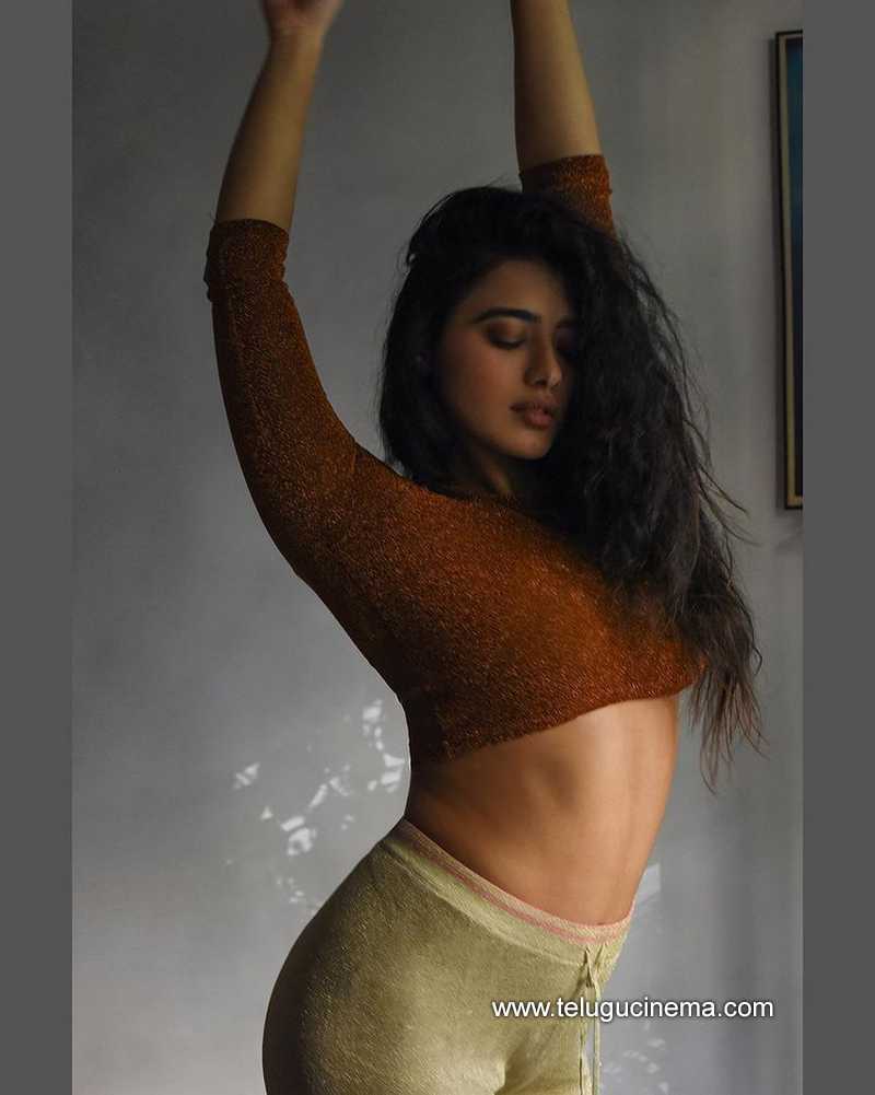ketikasharma stills 020223 005
