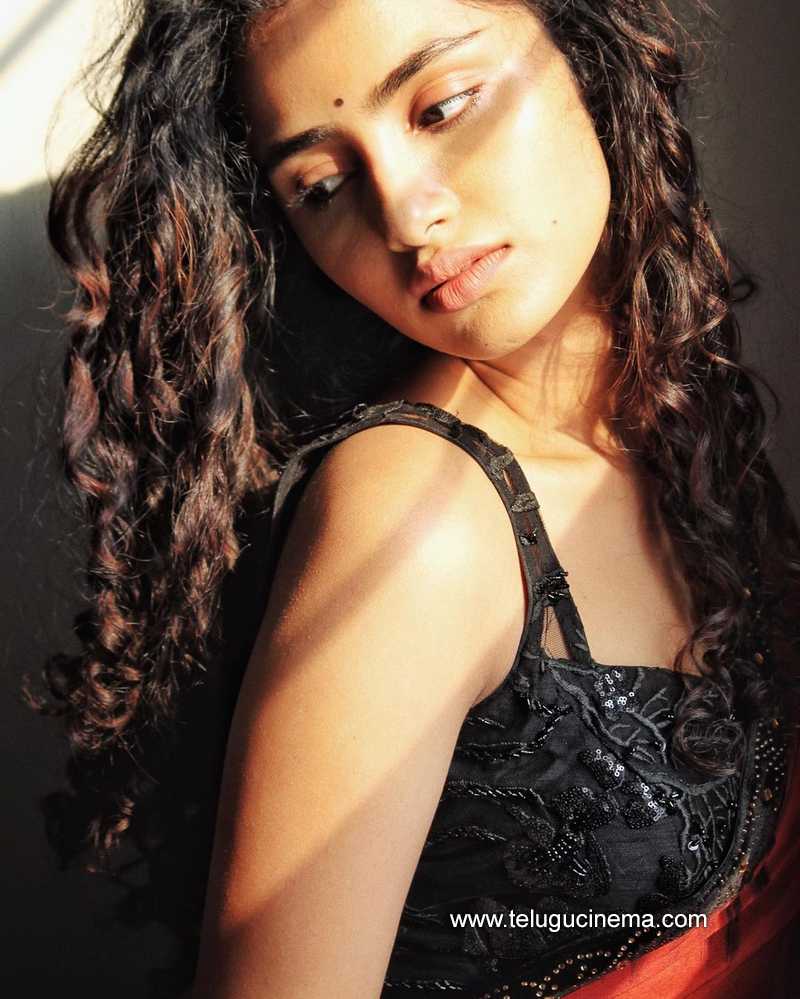 anupama stills 080323 008