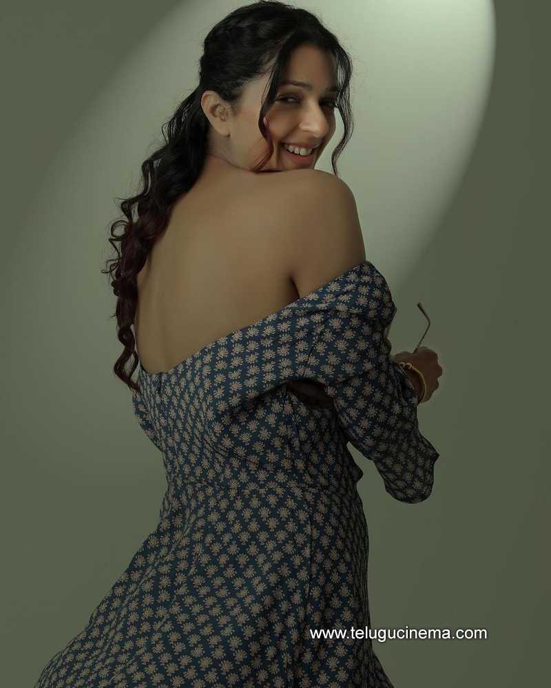 bhumika stills 290323 001