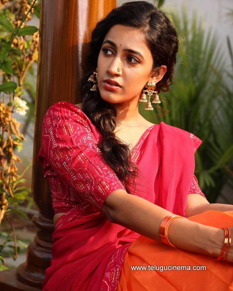 niharika stills 270323 002