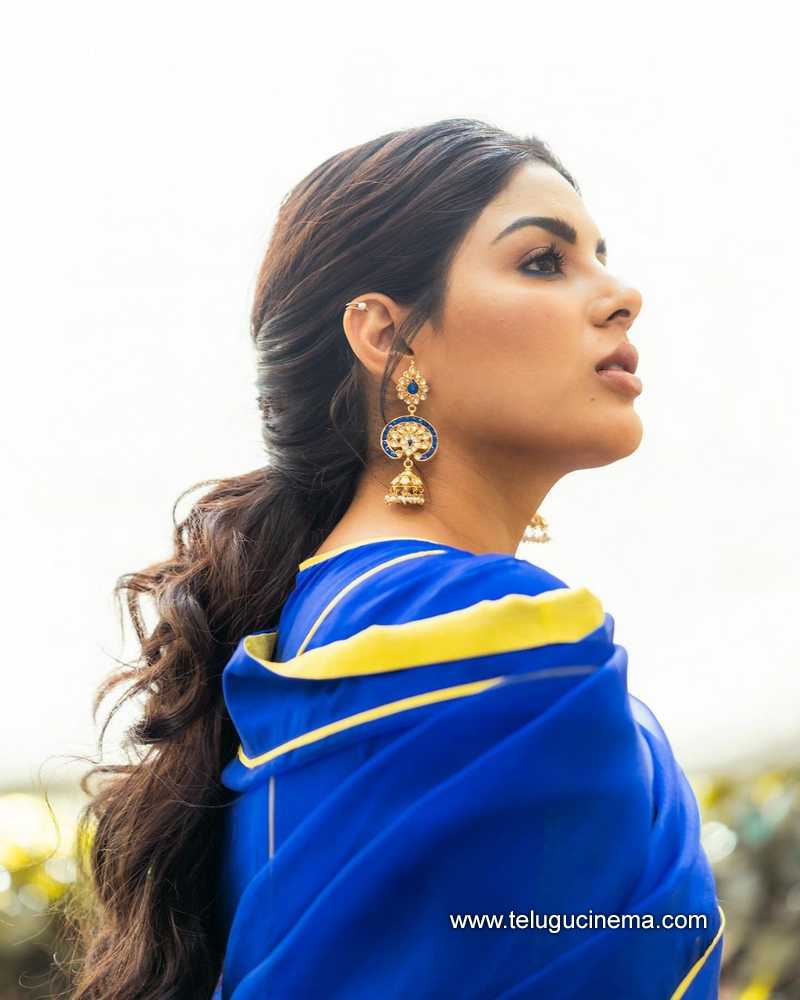 smayukta stills 160323 004
