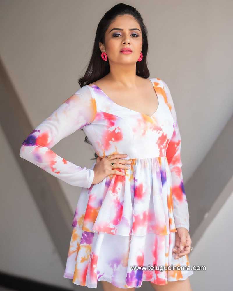 sreemukhi stills 210323 009