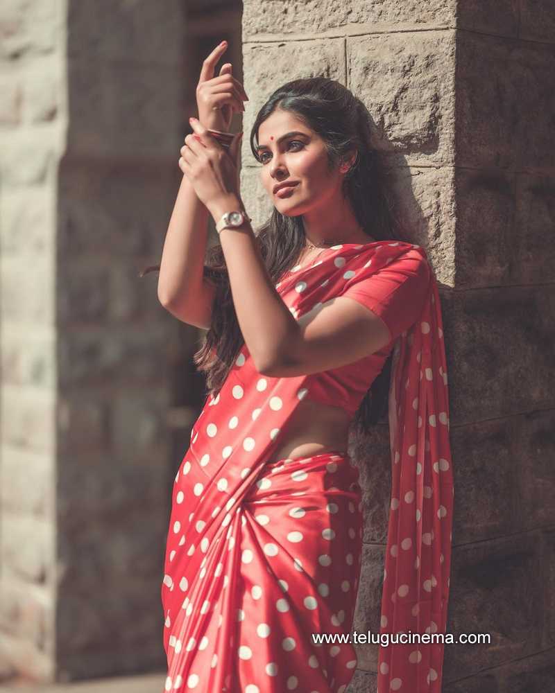 Kajol Brings Back Retro Magic in Red Polka Dot Saree