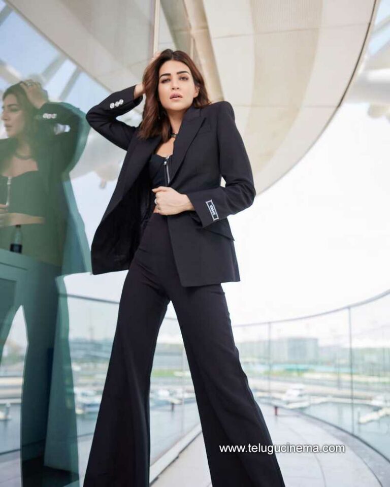 Kriti Sanon in a suit | Telugu Cinema