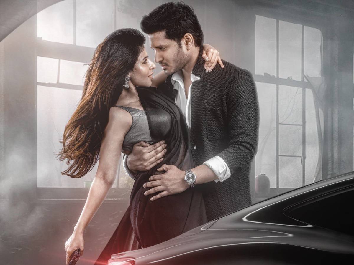 Nikhil Siddharth and Iswarya Menon