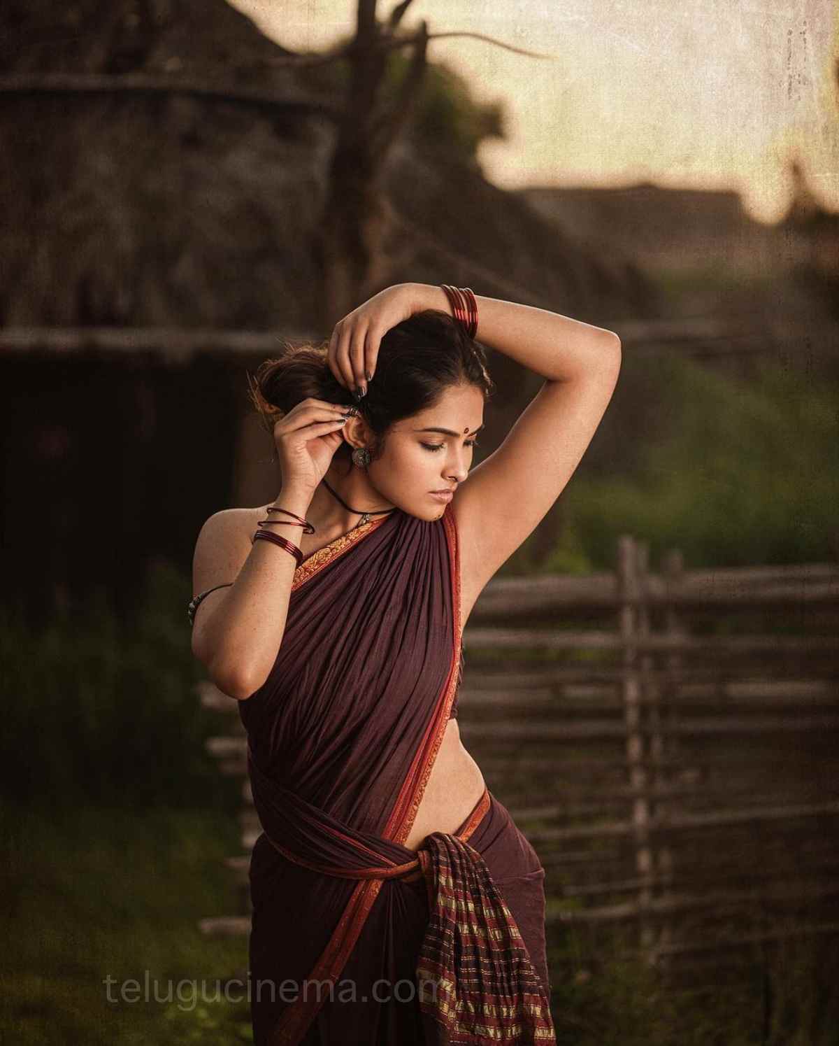 Divi Vadthya