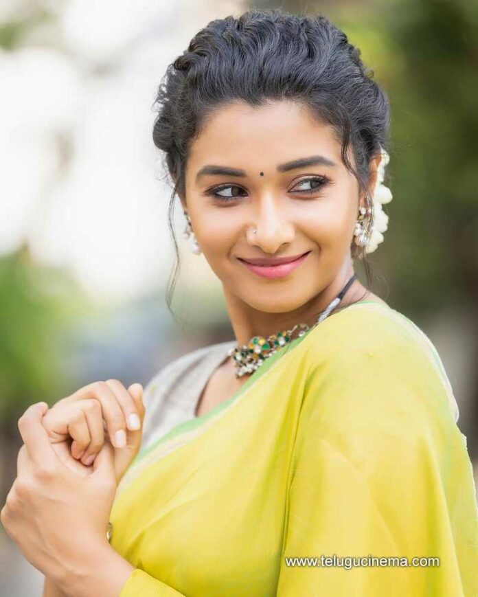 Priya Bhavani Shankar in traditional Saree look | Telugu Cinema