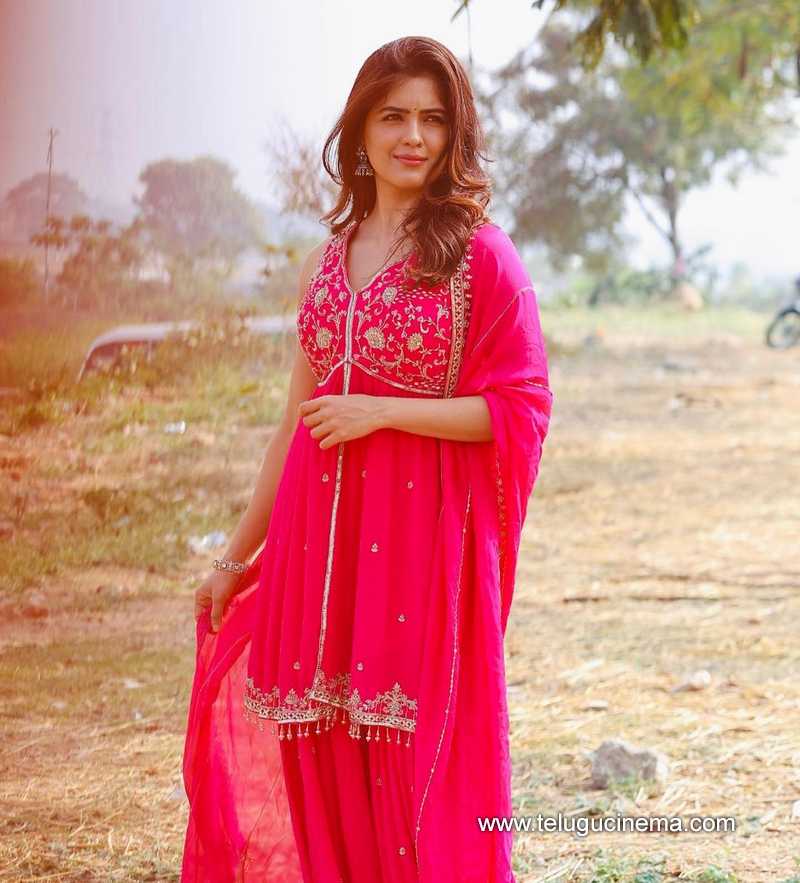 amritha stills 230124 003