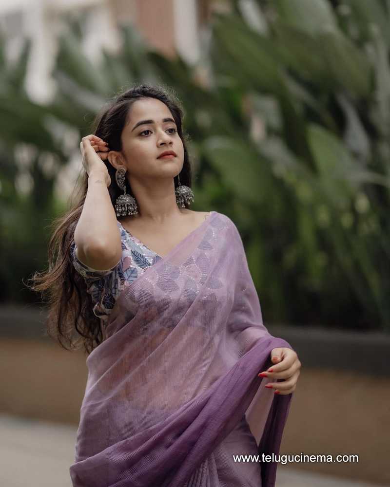 Deepthi Reddy’s Happy New Year 2024 wishes | Telugu Cinema