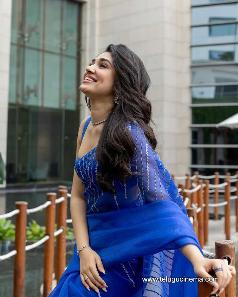 keerthysuresh stills 130124 001