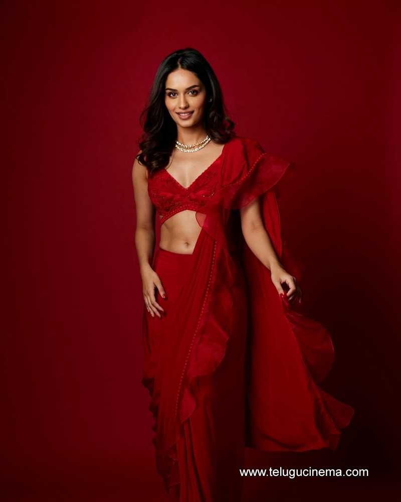 manushi stills 080124 002