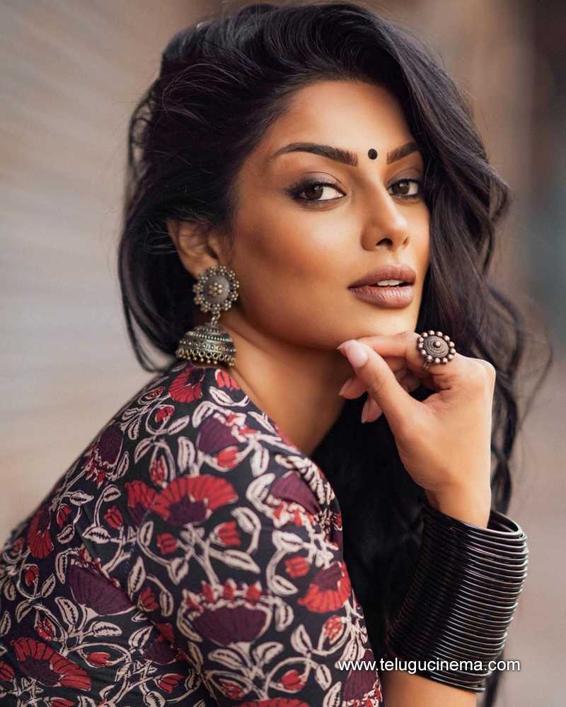 ravichandrika stills 160124 003