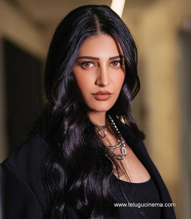 shrutihasan stills 110124 006