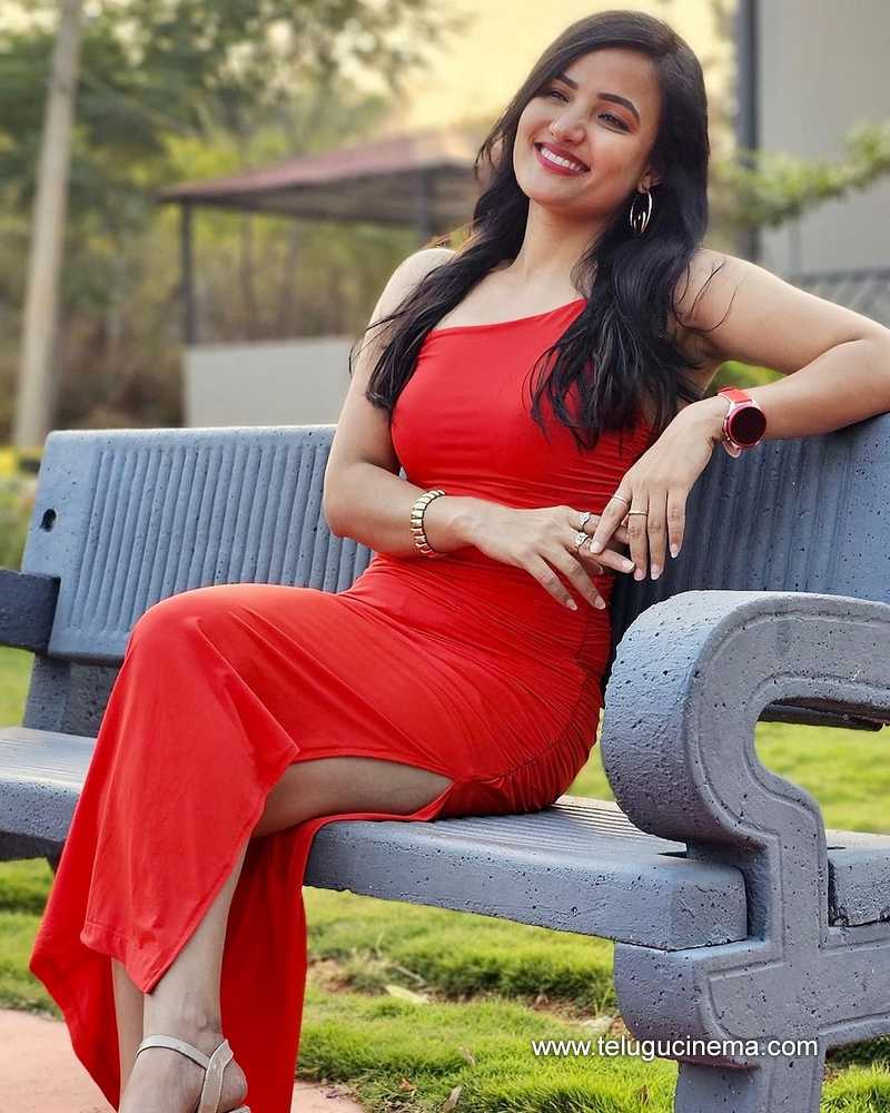 sirihanumantu stills 050124 002