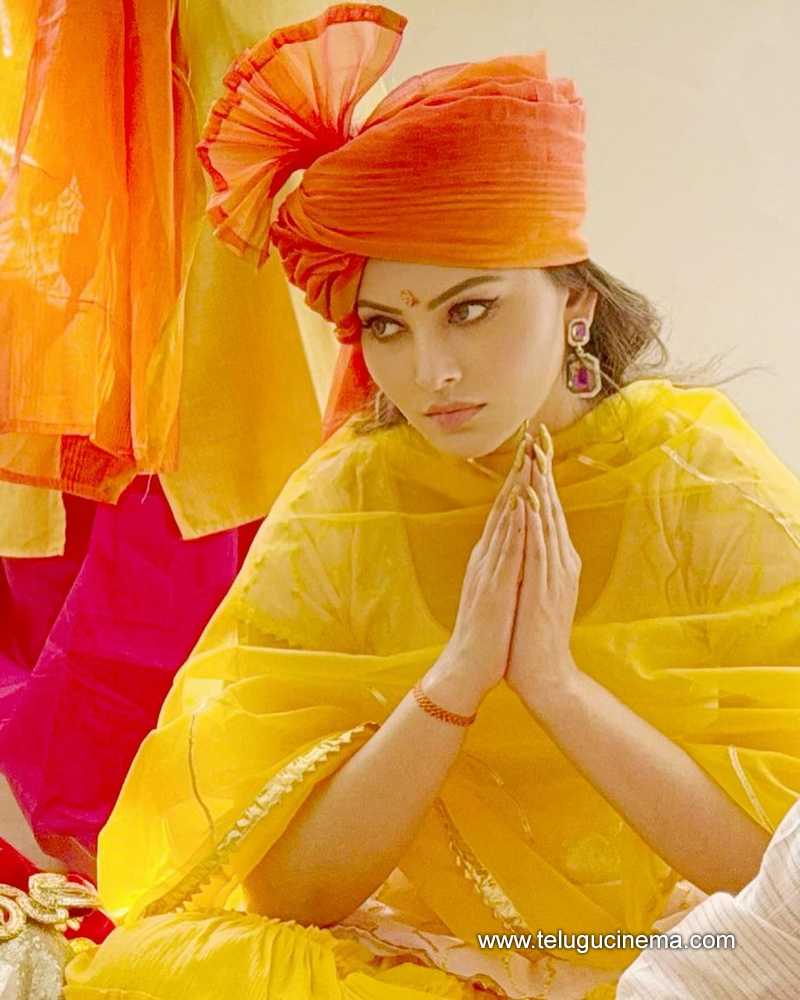 urvahsi stills 260124 004