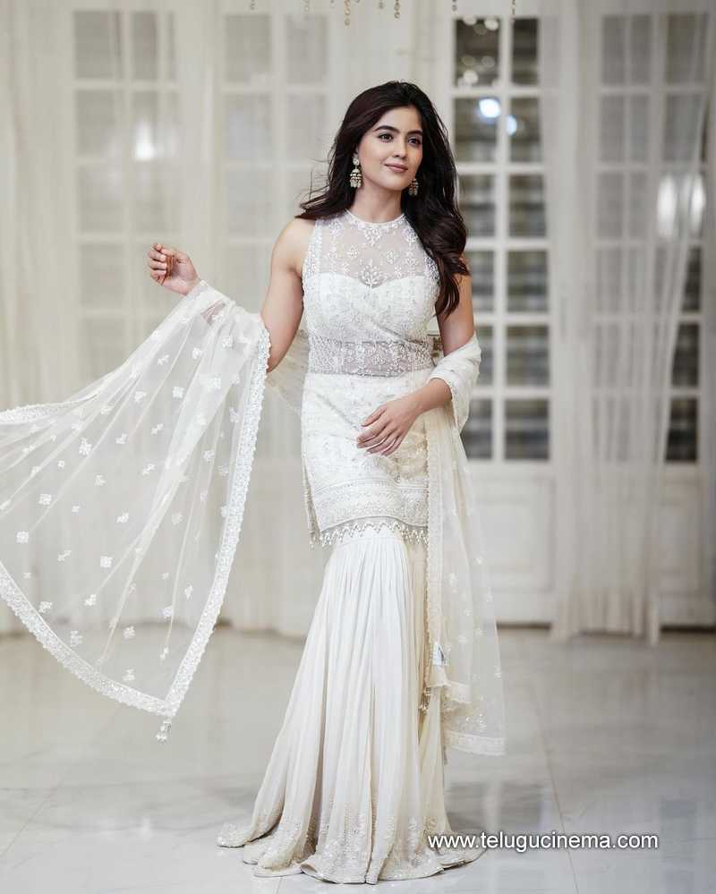 amrita stills 01022400000002